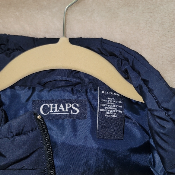 Chaps Men's Lightweight Puffer Vest - Picture 5 of 7